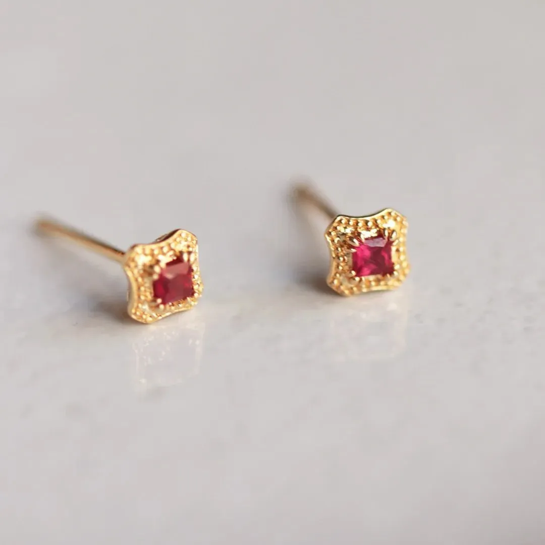 925 Sterling Silver Stud Earrings Charm Jewelry - Red Square Zircon - Xm373