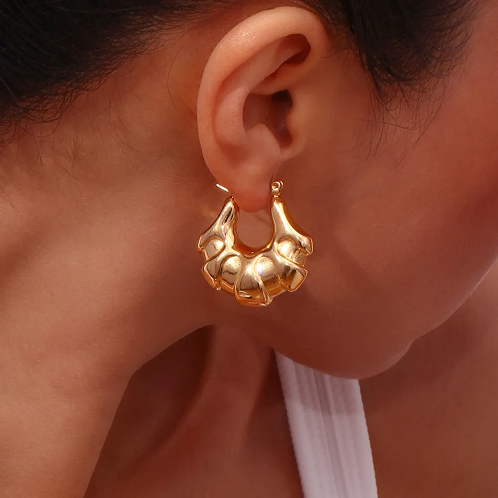 Bold Ridge Statement Hoop Earrings