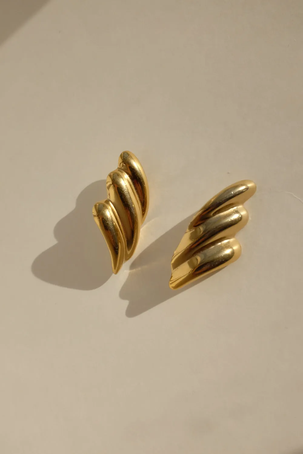 BOLD WAVES VINTAGE EARRINGS