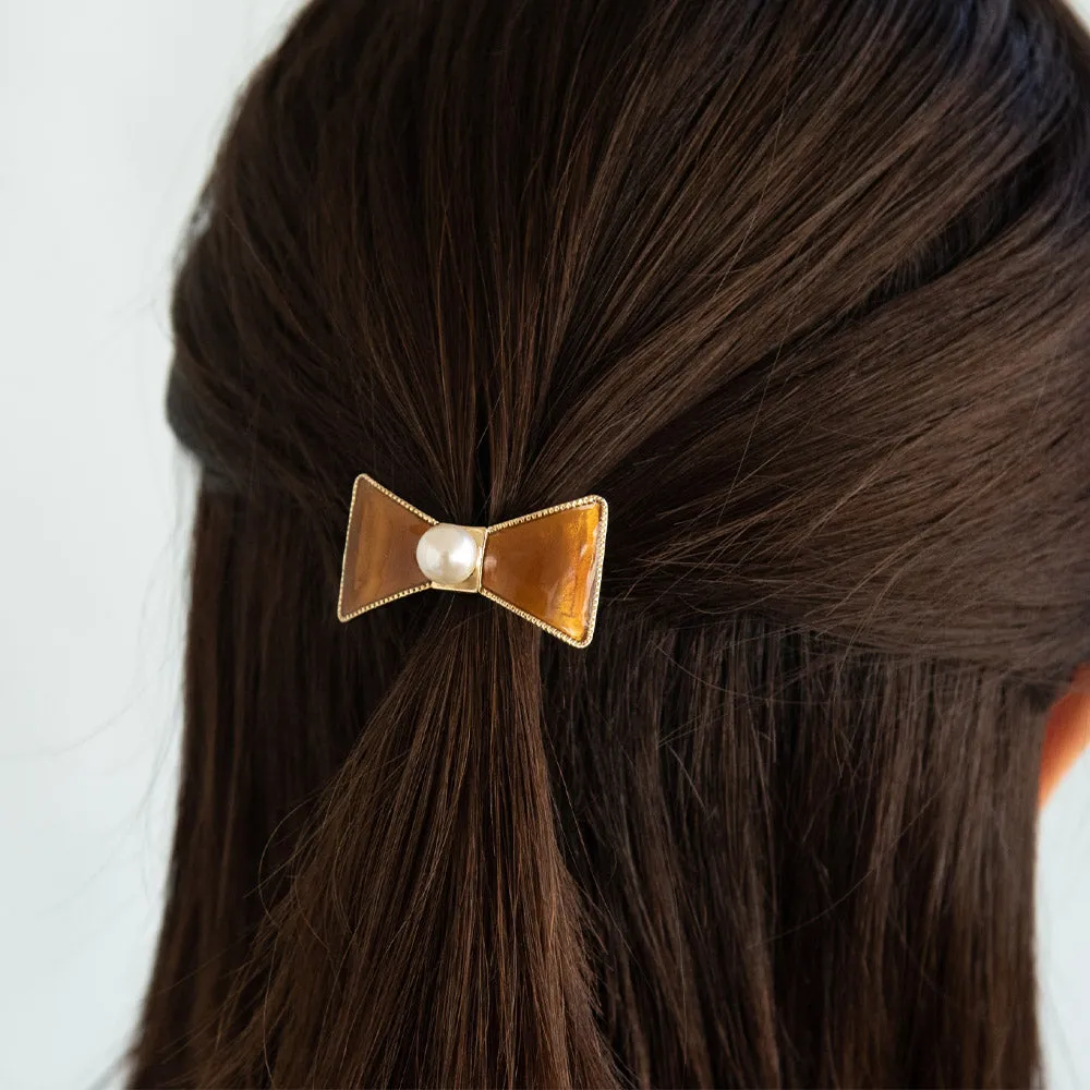 Bow Pearl Pony Hook