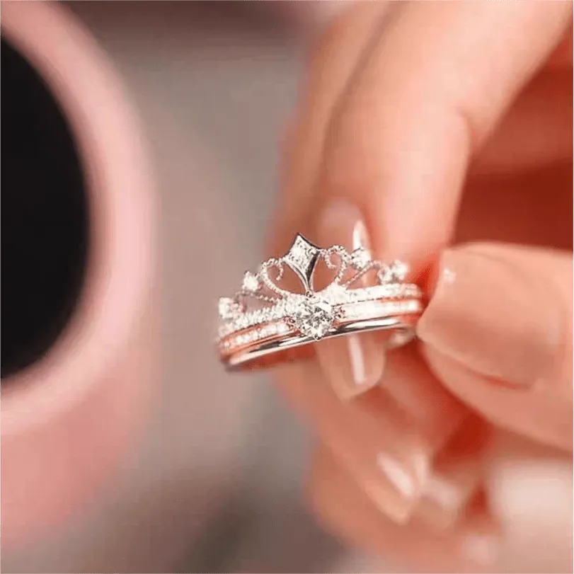 Chic Crystal Crown Ring Set