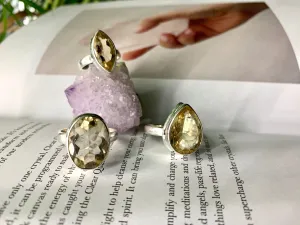 Citrine Ari Ring - Marquise / Oval