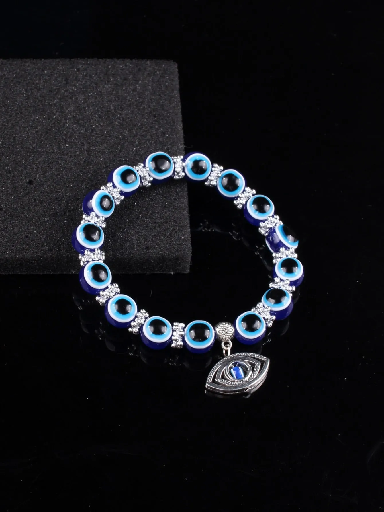 Evil Eye Charm Detail Beaded Bracelet Boho Crafted Creative Beads Design