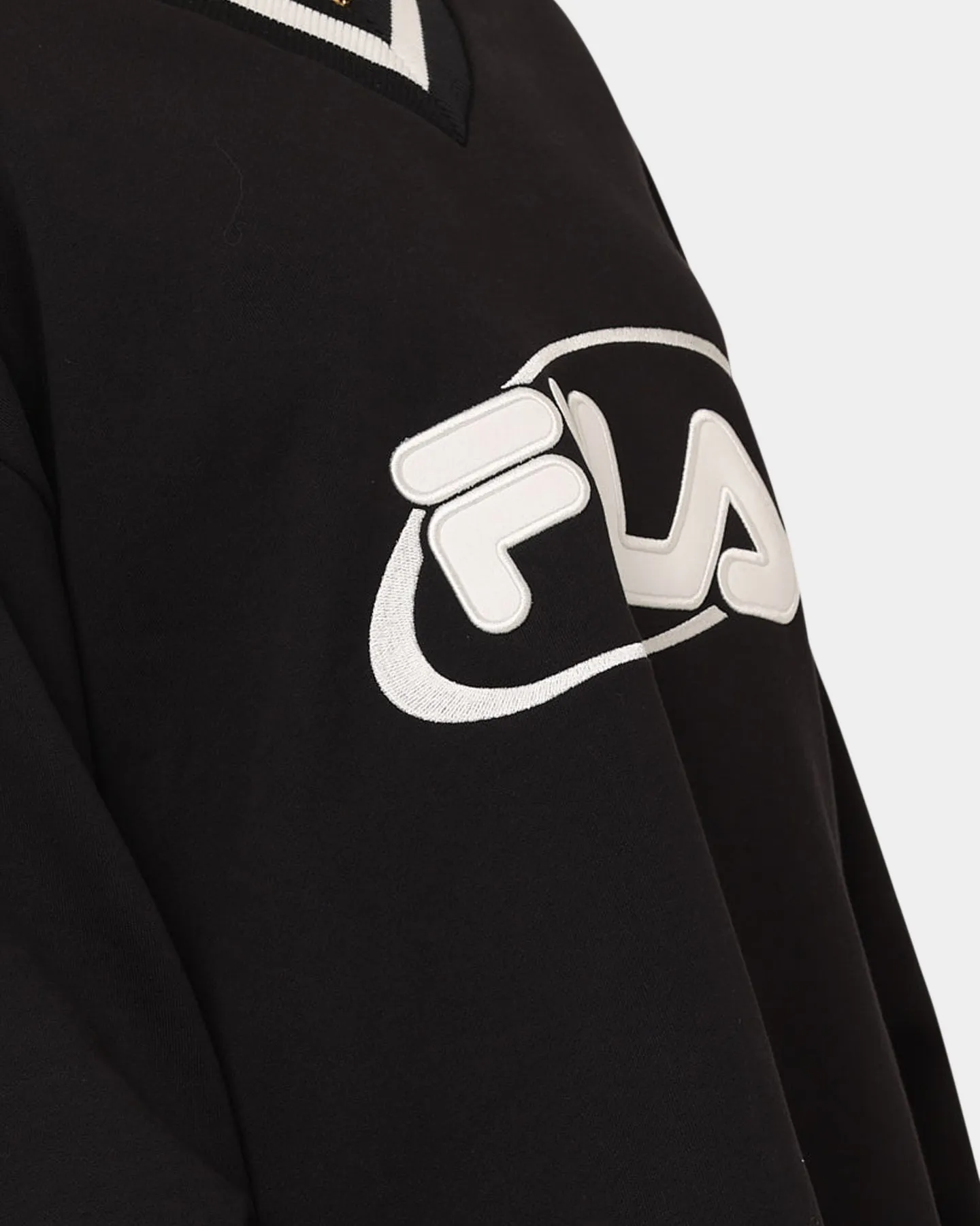 Fila Women's Heritage Oversized V-Neck Crewneck Black