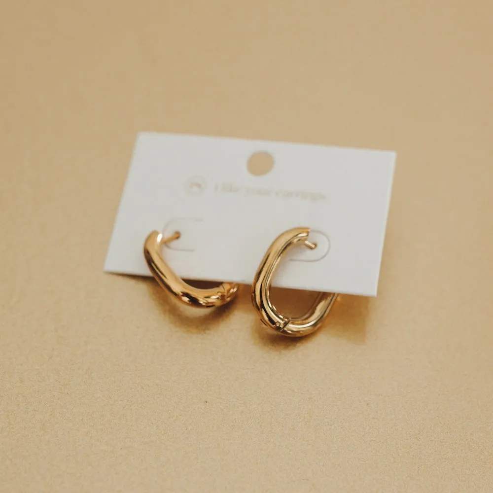 Flirty Fantasy Oval Hoop Earrings - WATERPROOF