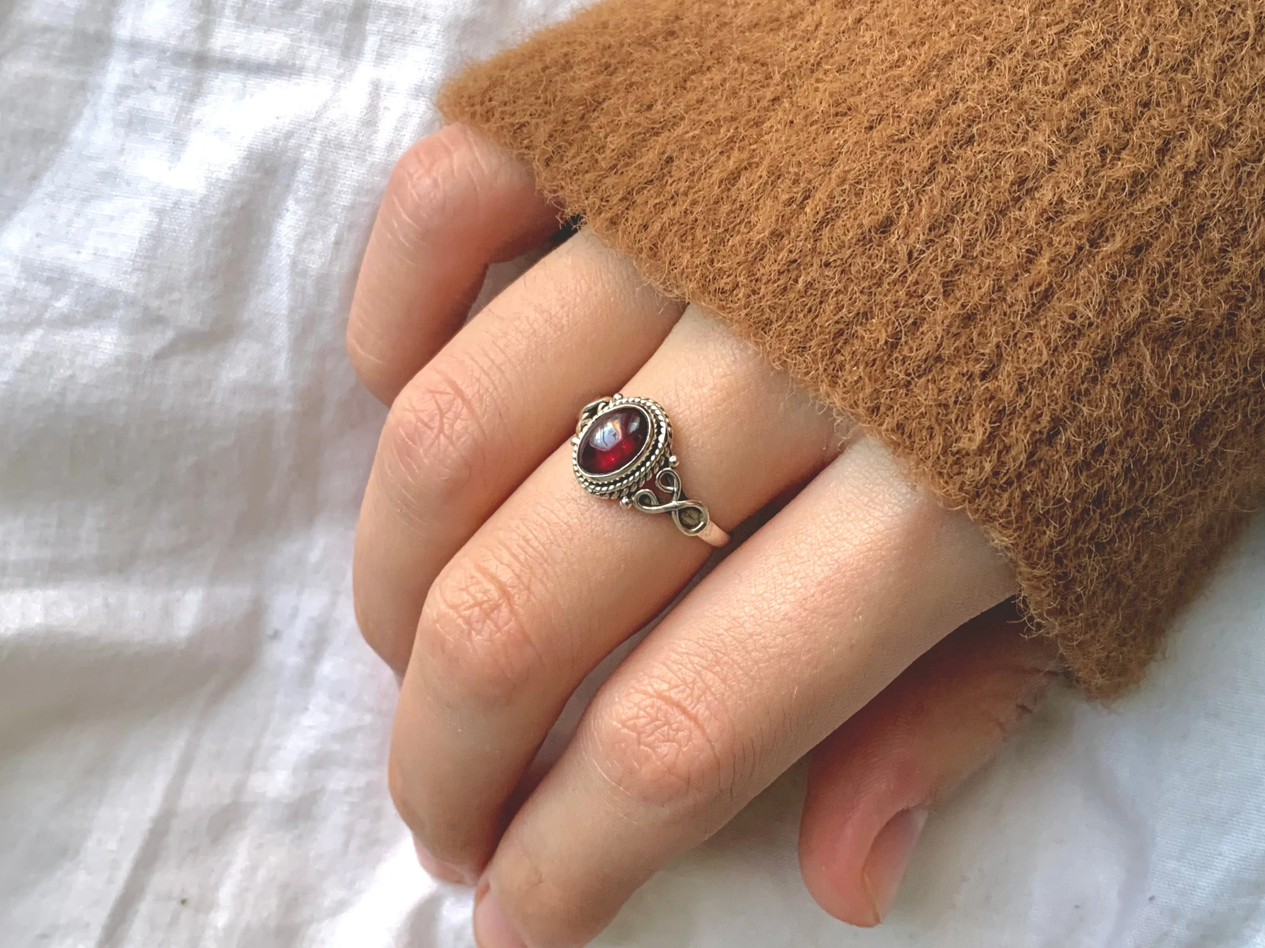 Garnet Melita Ring