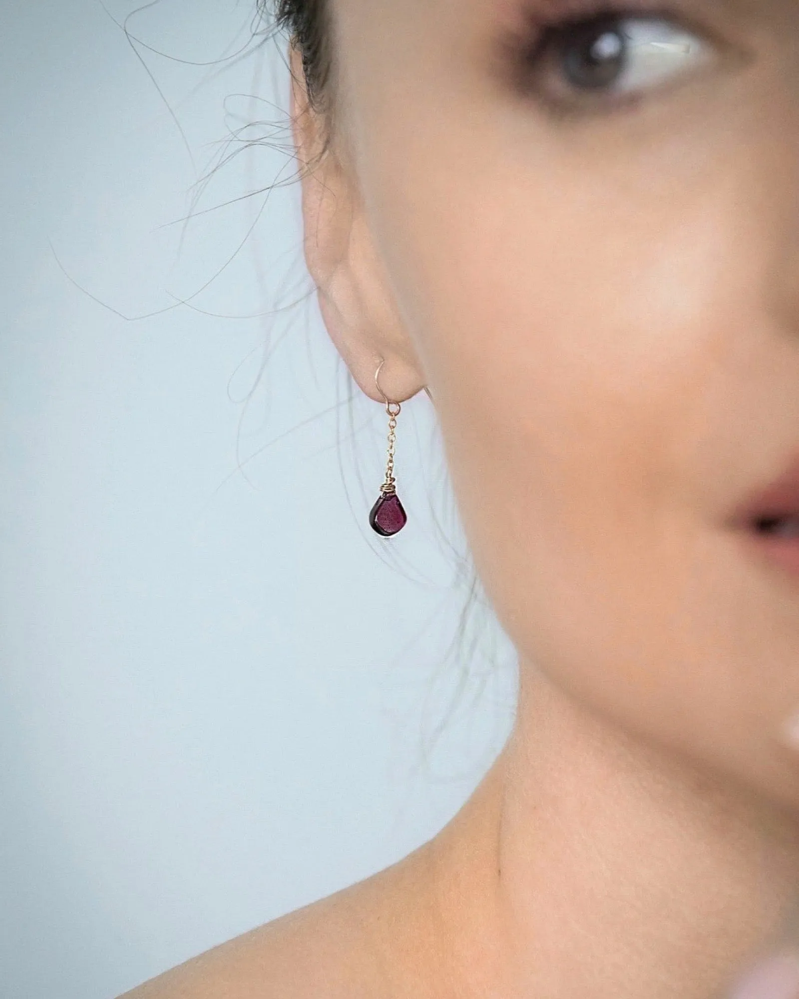 Garnet simple Earrings