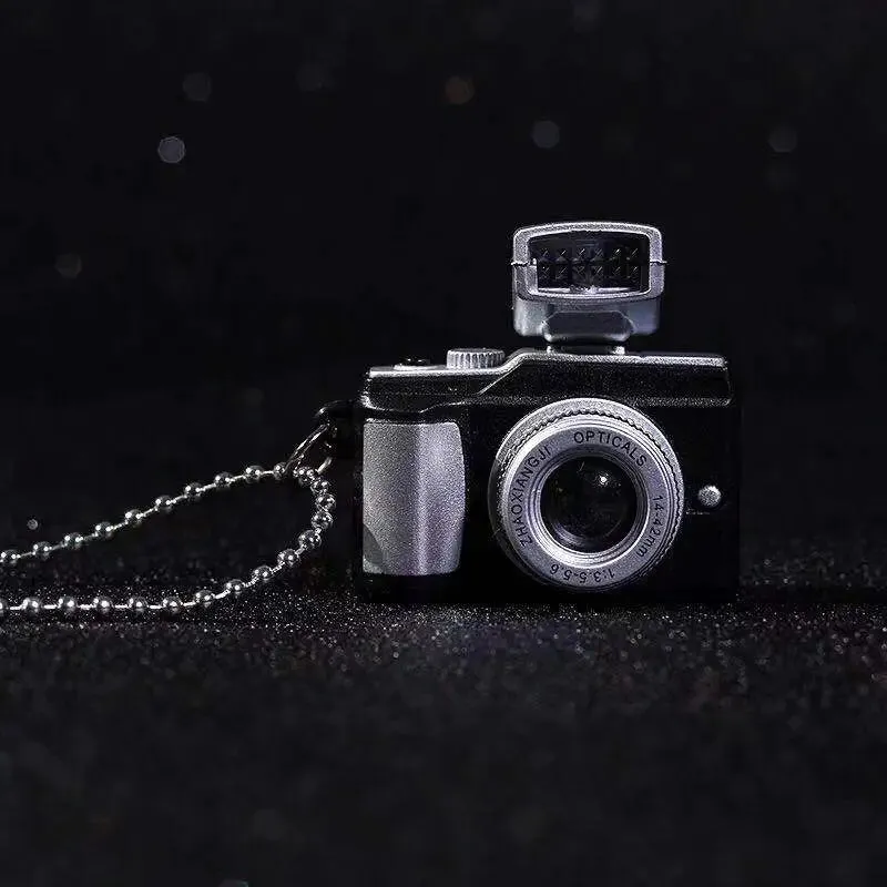 GlowCam Necklace : Luminous Camera Jewelry