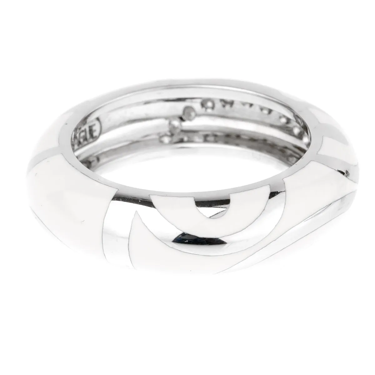 La Nouvelle Bague White Enamel Diamond Ring