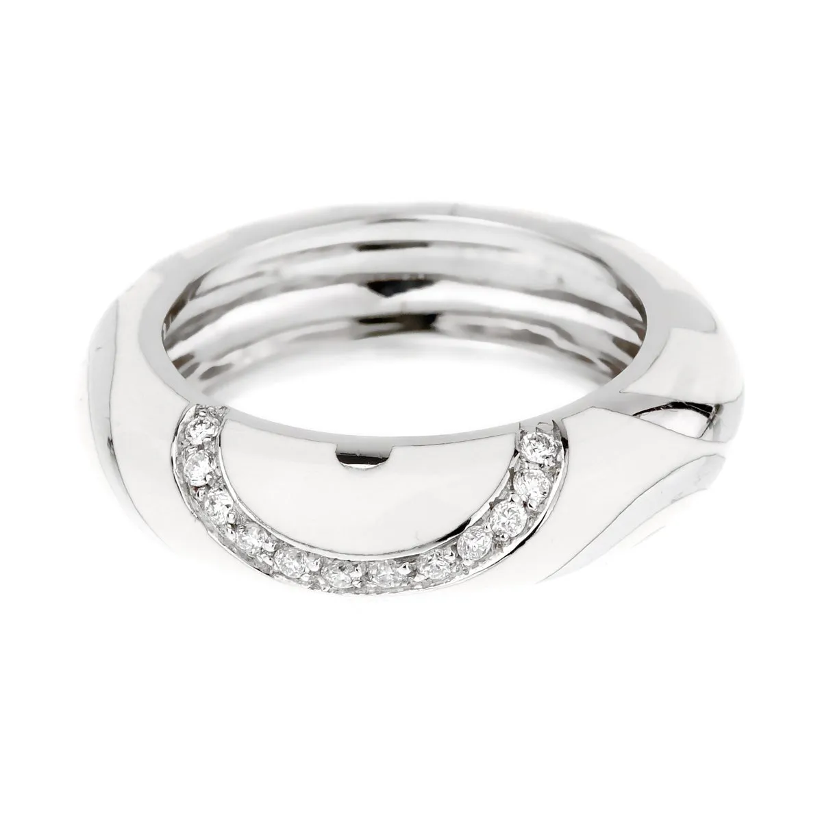 La Nouvelle Bague White Enamel Diamond Ring