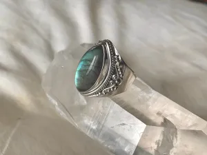 Labradorite Kai Ring