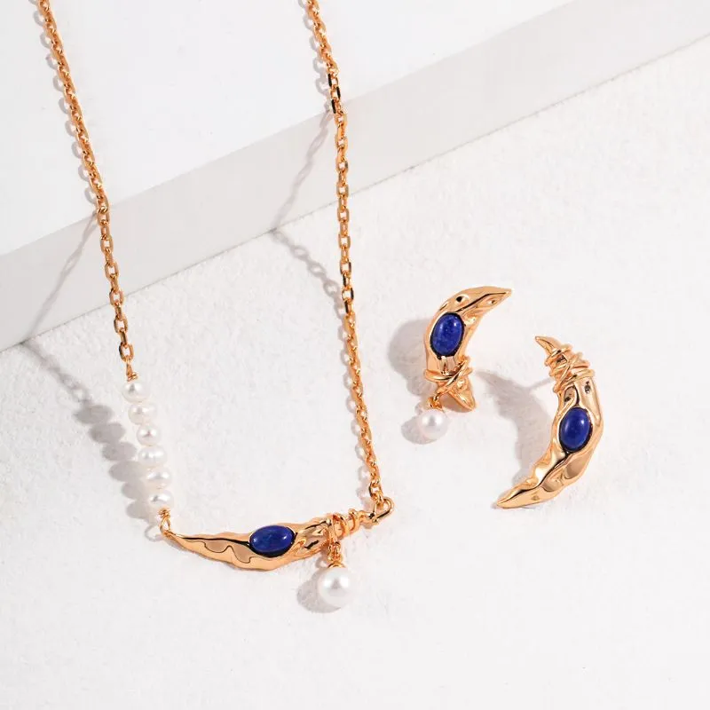 Lapis Necklace Moon -18k Gold Plated