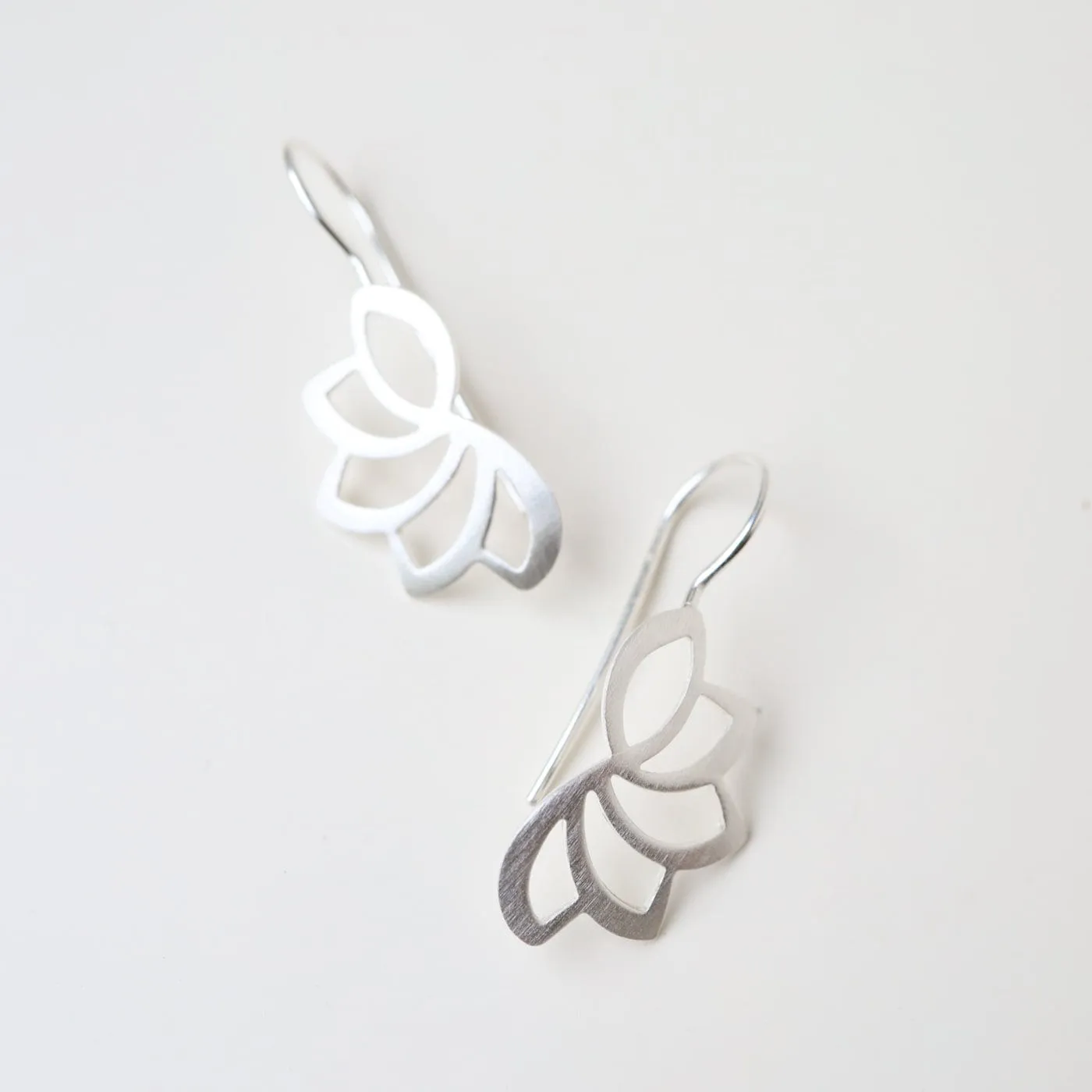 Lotus Wire Earring