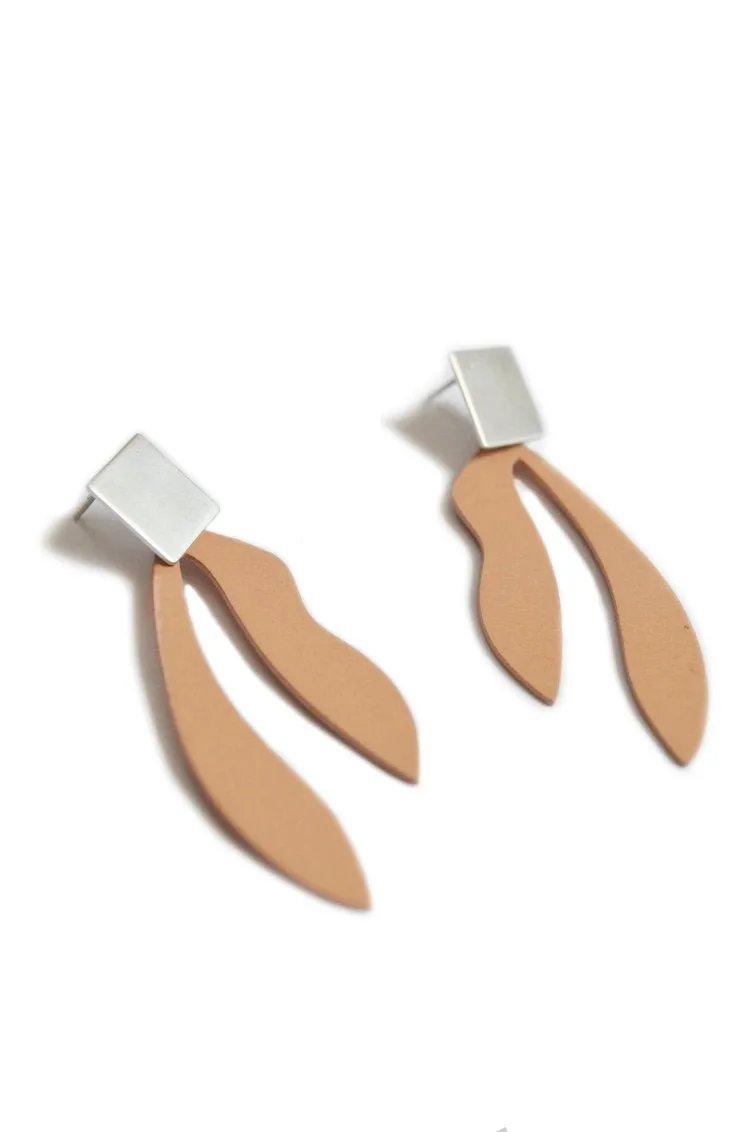 Natalie Joy Palm Earrings (Silly Putty)