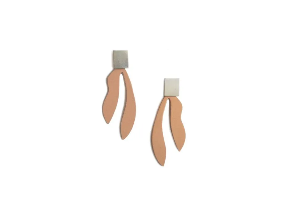 Natalie Joy Palm Earrings (Silly Putty)