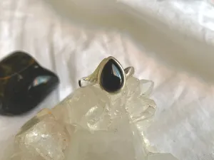 Onyx Efimia Ring - Teardrop (US 6 & 7.5)