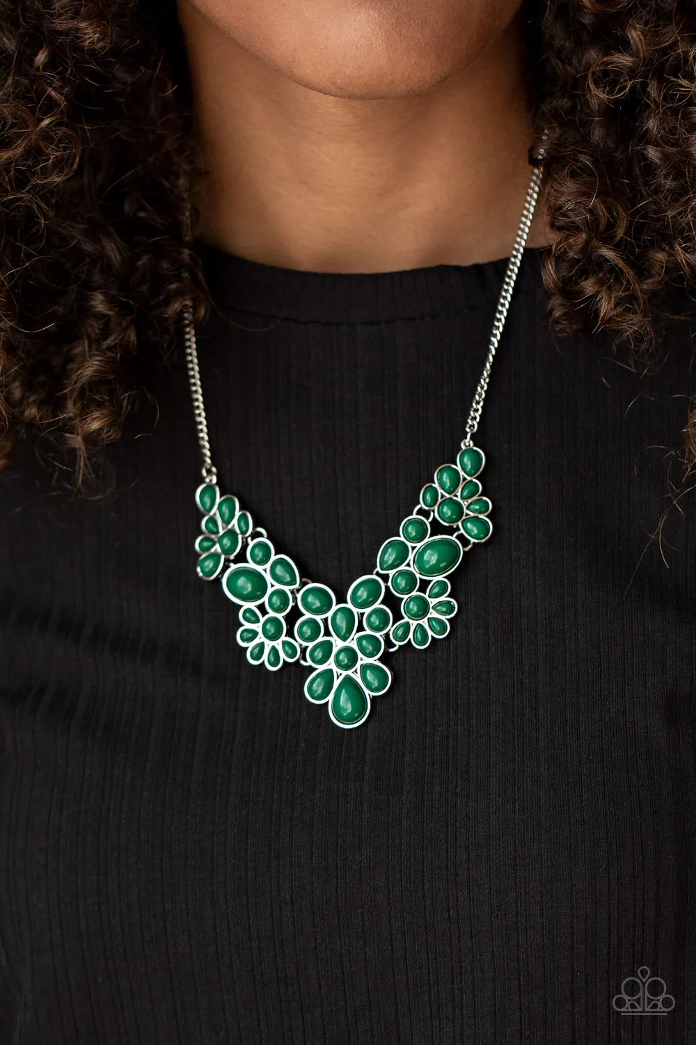 Paparazzi Bohemian Banquet - Green Necklace