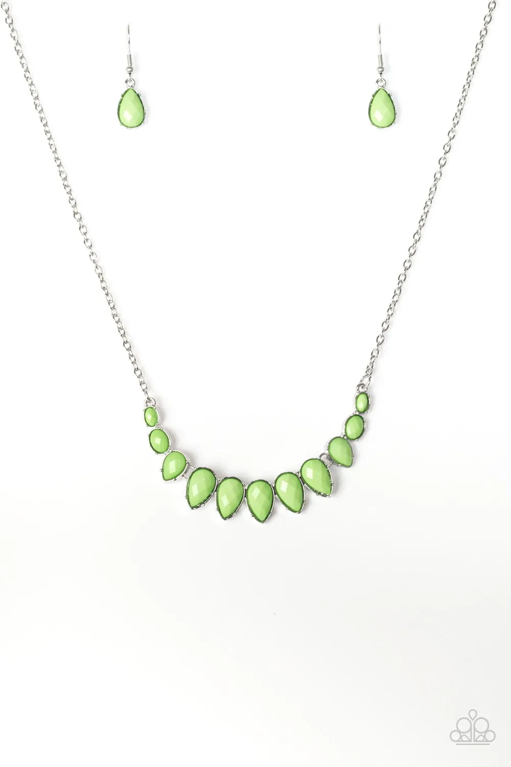 Paparazzi Necklace ~ Maui Majesty - Green