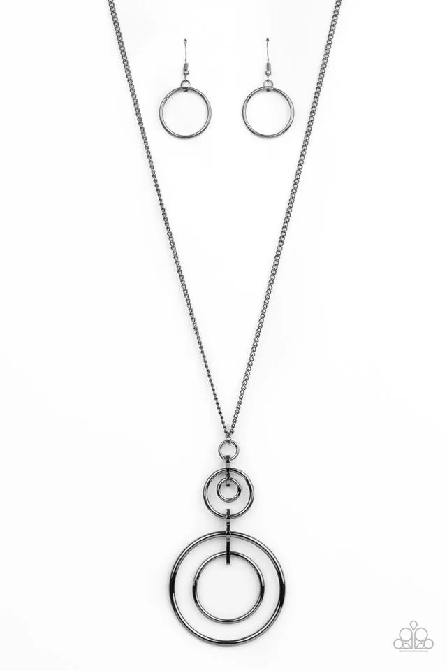 Paparazzi Necklace ~ The Inner Workings - Black