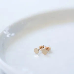 "Dottie" Simple Stud Earrings