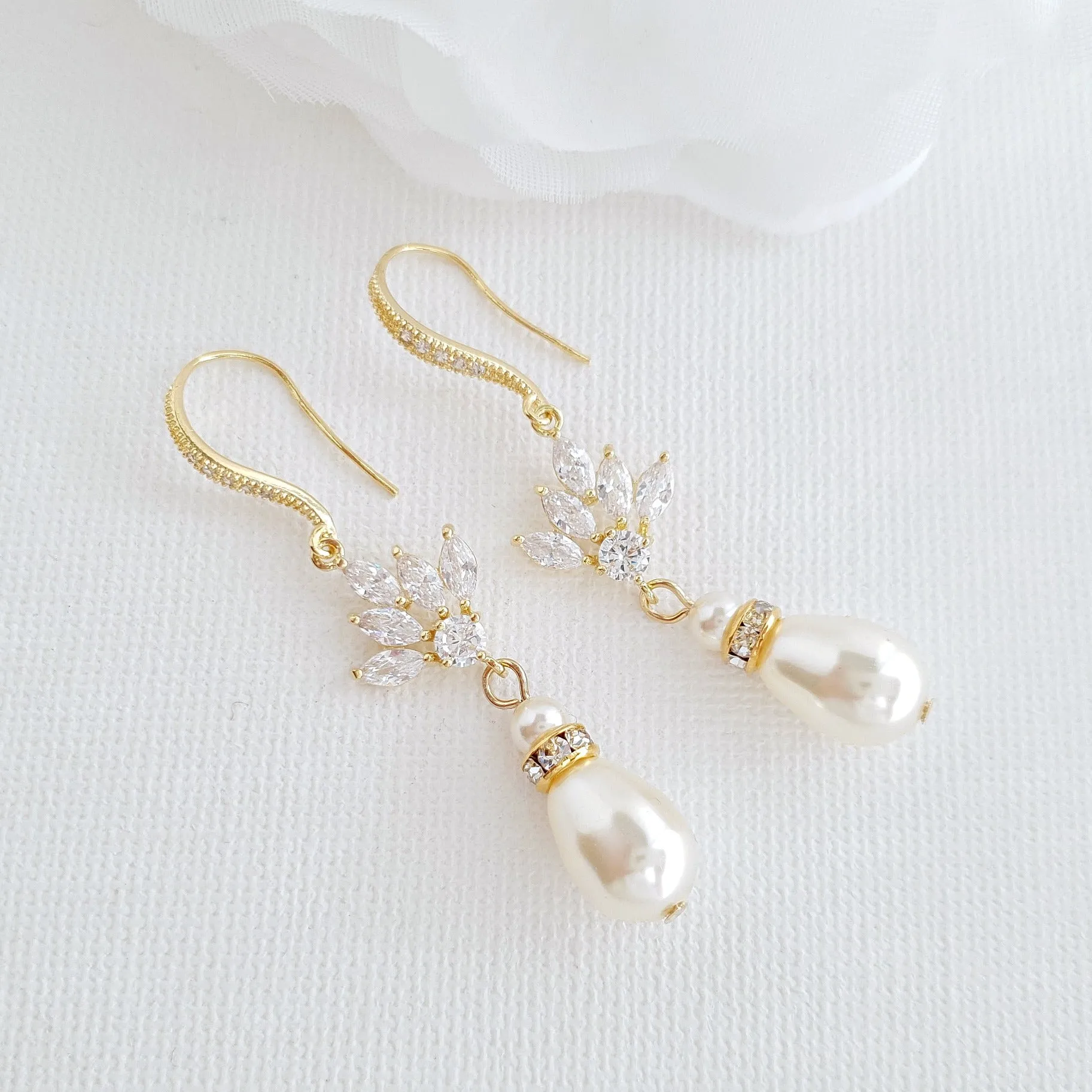 Simple Bridal Earrings- Rosa