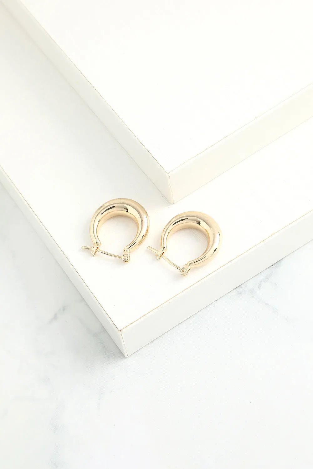 Simple Gold Circle Earrings