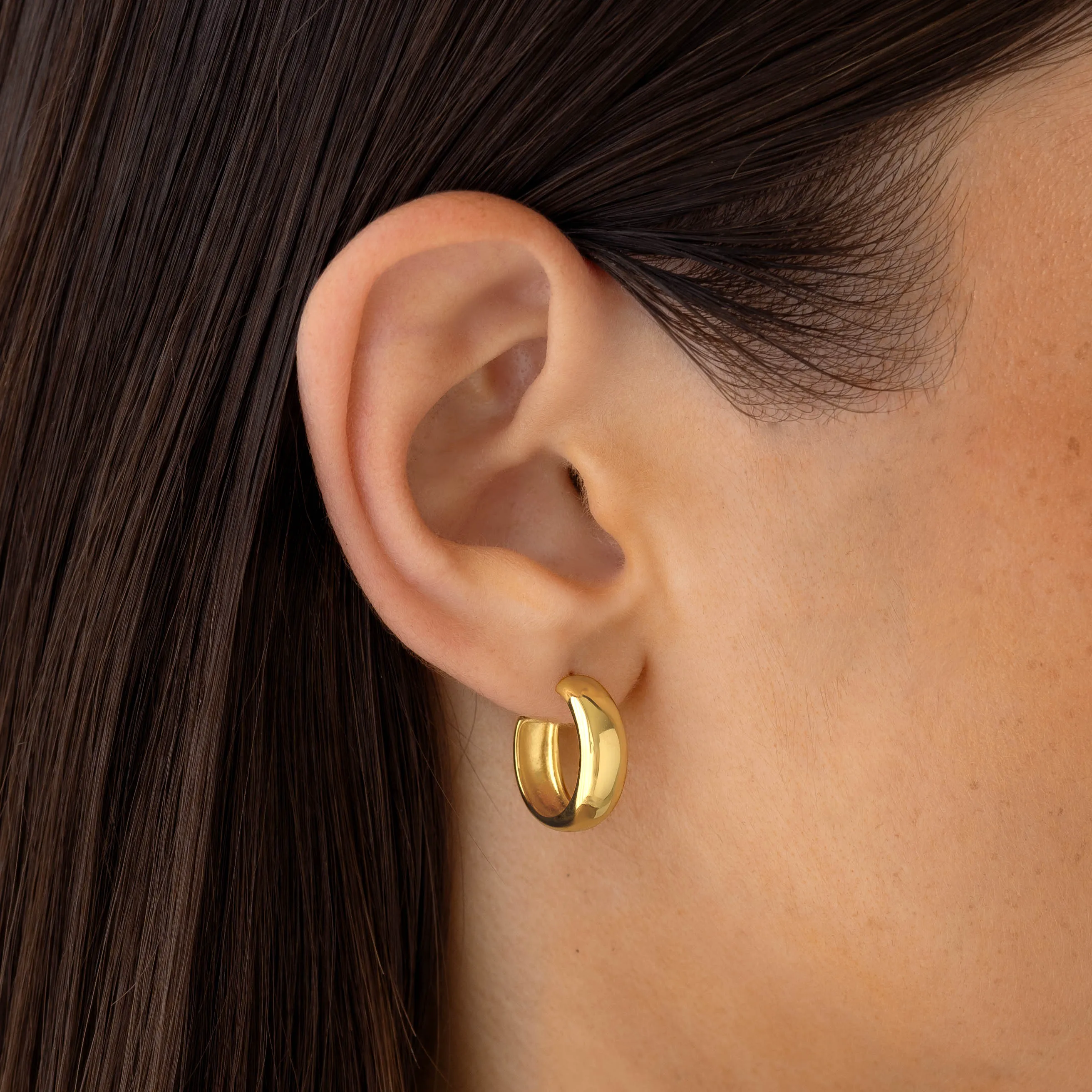 Small Bold Hoop Earrings - Ebba