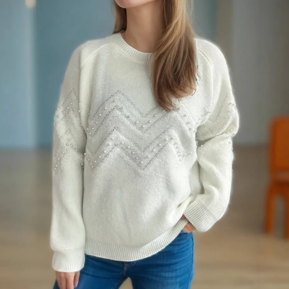 Stylish Jumper with Pearl