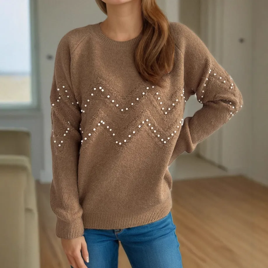 Stylish Jumper with Pearl