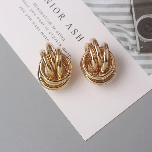 Twist Metal Stud Earrings for Women Hollow Geometric Statement Gold Color Earrings Personality Unusual Earrings Trend Brincos