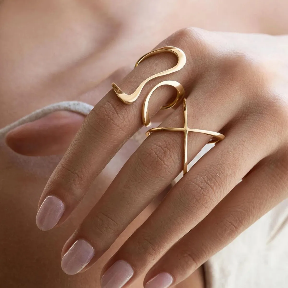 VAIGE Chic 18K Gold Plated Glossy Irregular Opening Ring - Unique Hollow Design Fashion Jewelry for Special Occasions